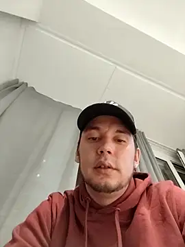 Snapshot of HugoEspada1 chatting on 04/17/26, 07:50 HugoEspada1 online show from 04/17/26, 07:50