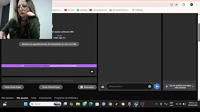 Snapshot of VALELUXX chatting on 04/21/26, 03:24 VALELUXX online show from 04/21/26, 03:24