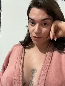 Snapshot of alicemeb chatting on 04/25/26, 09:23 alicemeb online show from 04/25/26, 09:23