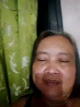 Snapshot of jeanyummytits chatting on 05/22/26, 11:16 jeanyummytits online show from 05/22/26, 11:16