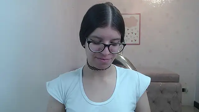 Snapshot of Kailee_ch chatting on 05/03/26, 12:33 Kailee ch online show from 05/03/26, 12:33