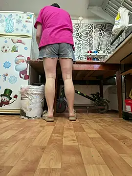 milamisss online show from 05/17/26, 10:00