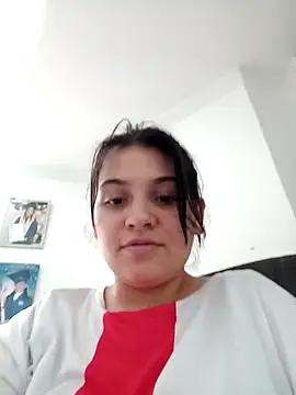 rosemilkbobs online show from 04/24/26, 07:16