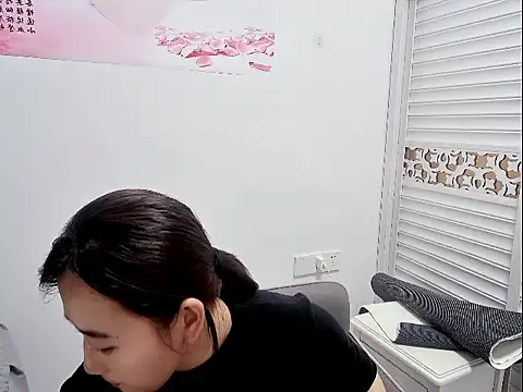 Snapshot of ABCok6666 chatting on 04/21/26, 11:27 ABCok6666 online show from 04/21/26, 11:27