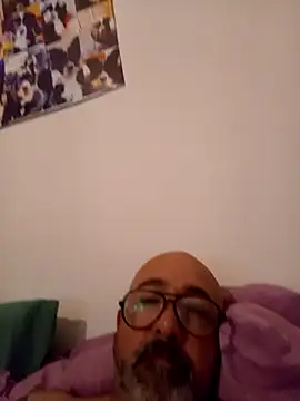 Snapshot of Dietosca chatting on 04/21/26, 04:30 Dietosca online show from 04/21/26, 04:30