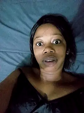 Snapshot of LadyTsexgal chatting on 04/15/26, 03:35 LadyTsexgal online show from 04/15/26, 03:35