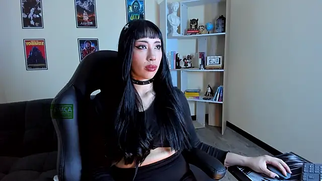 Ravenelle  online show from 05/16/26, 11:14