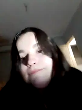 Snapshot of estrell4 chatting on 04/24/26, 12:24 estrell4 online show from 04/24/26, 12:24