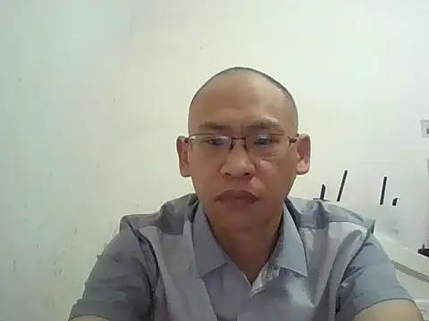 Snapshot of benly118 chatting on 04/19/26, 11:51 benly118 online show from 04/19/26, 11:51