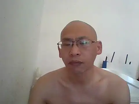 Snapshot of benly118 chatting on 04/30/26, 11:09 benly118 online show from 04/30/26, 11:09