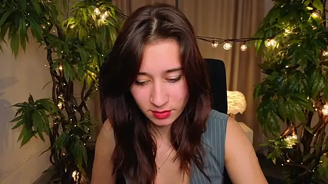 SuzanneJackson online show from 04/18/26, 07:58