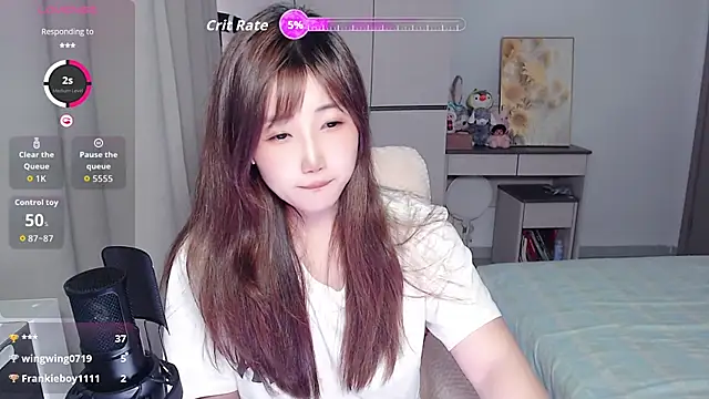 Snapshot of MissBunny_2026 chatting on 04/25/26, 01:30 MissBunny 2026 online show from 04/25/26, 01:30