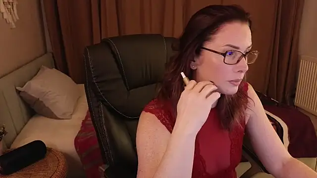 Sharon Red online show from 12/07/24, 06:37