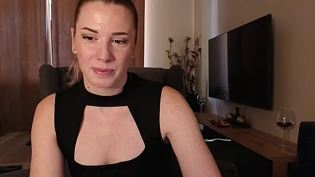 Sharon Red online show from 02/17/25, 10:07