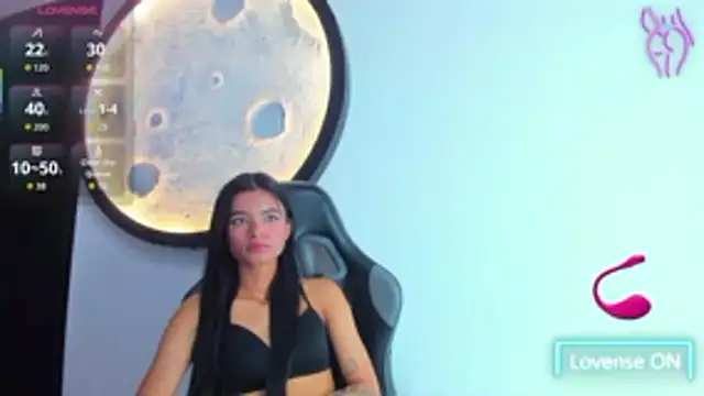 luna-bella  online show from 05/20/26, 04:07