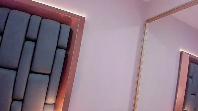 Snapshot of Sidney_Blaice chatting on 04/24/26, 04:15 Sidney Blaice online show from 04/24/26, 04:15