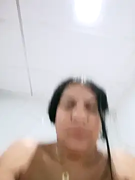 Valentinamorena online show from 04/13/26, 08:58