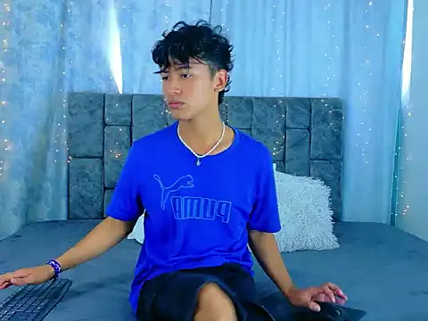 IhanKing online show from 05/17/26, 06:15