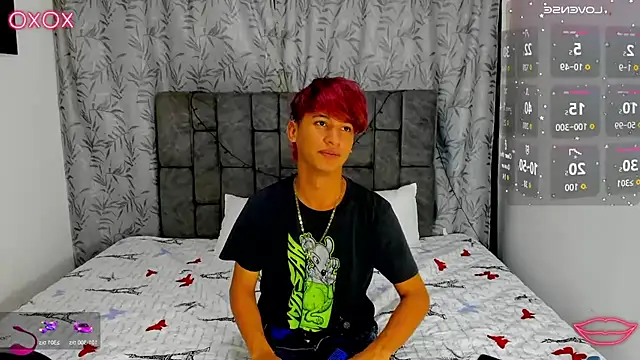 Snapshot of IhanKing chatting on 07/09/26, 07:29 IhanKing online show from 07/09/26, 07:29