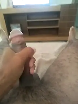 PauloStar1979 online show from 04/17/26, 02:53