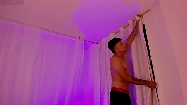 Thiago teenboy66 online show from 04/18/26, 03:54