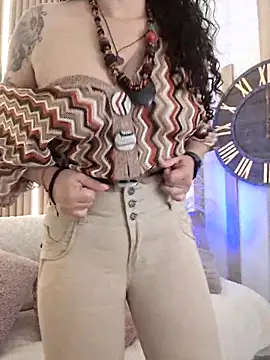 Velvet Curly online show from 06/06/26, 12:32