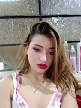 Snapshot of sally_candy chatting on 04/15/26, 07:58 sally candy online show from 04/15/26, 07:58