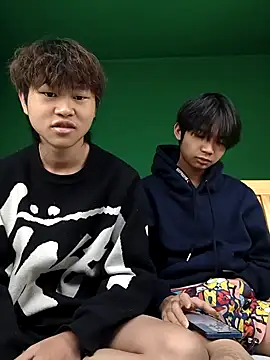 -OvO- online show from 05/06/26, 01:27