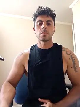 Snapshot of Fittrainer21 chatting on 04/20/26, 07:04 Fittrainer21 online show from 04/20/26, 07:04