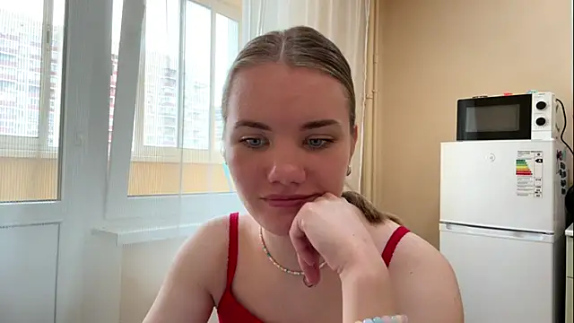 doana bebriti online show from 05/15/26, 11:17