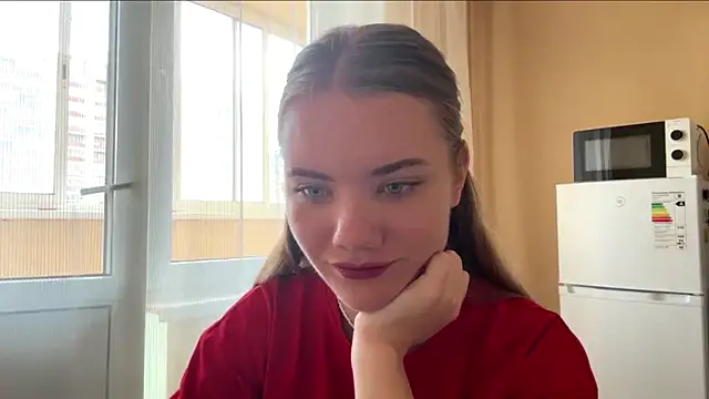 Snapshot of doana_bebriti chatting on 06/22/26, 08:11 doana bebriti online show from 06/22/26, 08:11