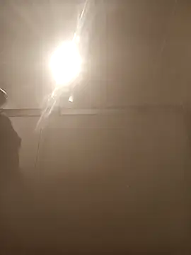 Snapshot of Miro9 chatting on 04/16/26, 09:15 Miro9 online show from 04/16/26, 09:15