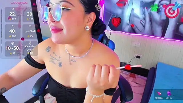Snapshot of Dakota_lee03 chatting on 04/23/26, 12:29 Dakota lee03 online show from 04/23/26, 12:29
