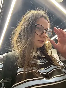 Snapshot of lilimip chatting on 04/20/26, 09:23 lilimip online show from 04/20/26, 09:23