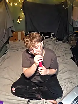 Snapshot of BashfulEmby chatting on 04/20/26, 02:58 BashfulEmby online show from 04/20/26, 02:58