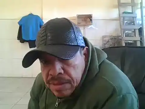 Snapshot of Oskr2024XXX chatting on 01/21/25, 07:28 Oskr2024XXX online show from 01/21/25, 07:28