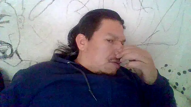 Snapshot of Oskr2024XXX chatting on 12/04/25, 07:11 Oskr2024XXX online show from 12/04/25, 07:11