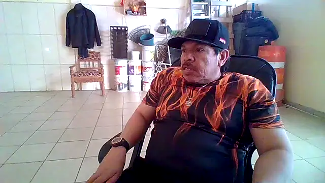 Snapshot of Oskr2024XXX chatting on 01/31/26, 10:52 Oskr2024XXX online show from 01/31/26, 10:52