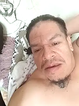 Snapshot of Oskr2024XXX chatting on 04/19/26, 05:34 Oskr2024XXX online show from 04/19/26, 05:34