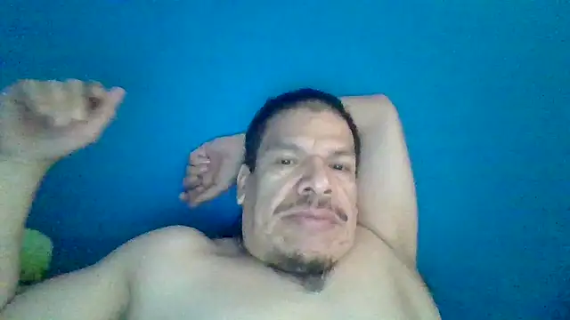 Snapshot of Oskr2024XXX chatting on 07/31/26, 06:07 Oskr2024XXX online show from 07/31/26, 06:07