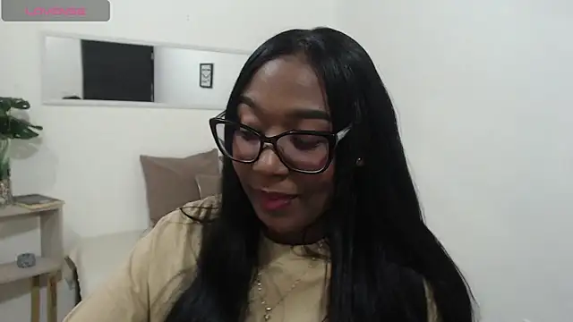 Snapshot of Chell_Ivy chatting on 04/15/26, 03:30 Chell Ivy online show from 04/15/26, 03:30