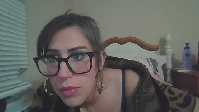 VenusOfEden online show from 04/17/26, 03:09