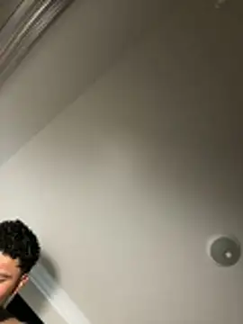 Snapshot of Jezzussmacks chatting on 04/19/26, 02:38 Jezzussmacks online show from 04/19/26, 02:38