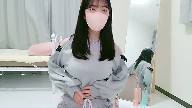 Snapshot of Hcup_leo chatting on 04/20/26, 05:54 Hcup leo online show from 04/20/26, 05:54