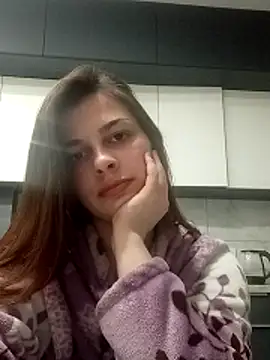 Snapshot of Eveline5038 chatting on 04/15/26, 07:58 Eveline5038 online show from 04/15/26, 07:58