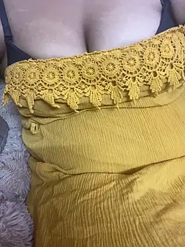 classic  girl  online show from 04/17/26, 08:39