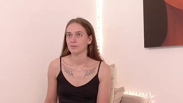 christinne x online show from 06/10/26, 04:34