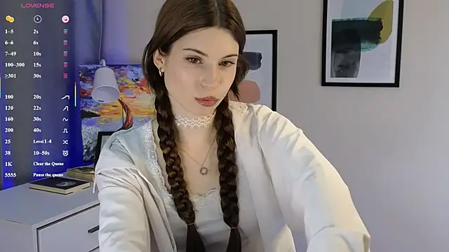 Umia Bordered online show from 05/14/26, 04:14