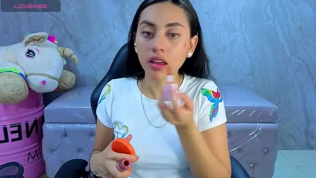 Snapshot of grecia_soler_a chatting on 06/27/26, 12:44 grecia soler a online show from 06/27/26, 12:44
