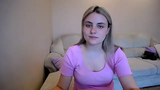 Snapshot of _shy_sabrina__ chatting on 07/11/26, 01:03 shy sabrina online show from 07/11/26, 01:03